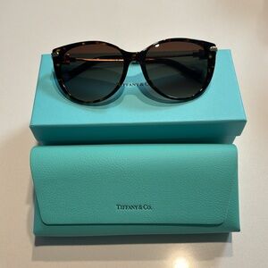 TIFFANY & CO. Sunglasses with Case, Cloth and Box NEW AND UNUSED